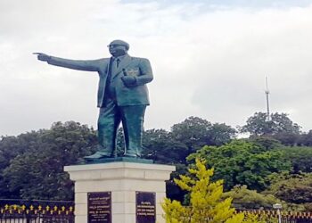 जागृतीचा अग्नी अखंड तेवत ठेवा..