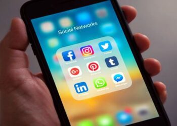 व्हाट्सअप पॉलिसी: सोशल  एप्सवरील तुमचा डाटा सुरक्षित आहे का?