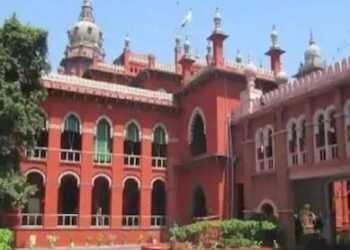 कोरोना निवडणूक आयोग