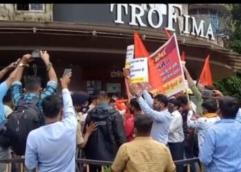 फटकारमोर्चा भाजपच्या कार्यकर्त्याना मारहाण