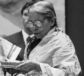 महाश्वेता देवी,  शोषित-उत्पीडित वंचिताच्या वेदनेचा आवाज