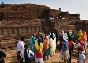 मनसर विश्व विद्यापीठ