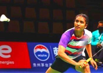 तस्नीम मीर Tasnim Mir has become the first Indian to grab the No.1 spot in under-19 girl’s singles badminton