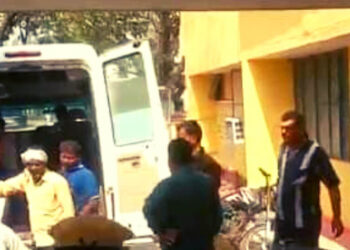 खून की होली Holi of blood Two killed on the spot, six injured the tension in the Amethi village