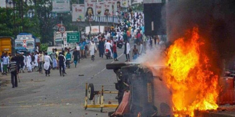 Prophet Muhammad Protest: Two killed, several policemen injured in violence