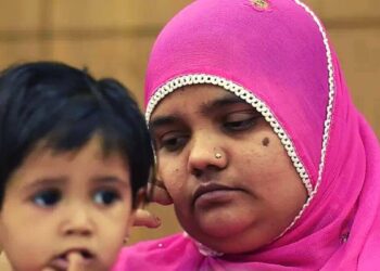 बिल्कीस बानो Bilquis Bano Question mark on society's deafness