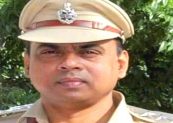 मराठा समाजाविषयी वादग्रस्त व्यक्तव्य ; किरणकुमार बकाले निलंबित Controversial statements about the Maratha community; Kiran Kumar Bakale suspended