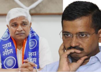 डॉ.बाबासाहेबांच्या 22 प्रतिज्ञा वर भाजप चा आक्षेप कारवाई ची मागणी BJP's objection to Dr. Babasaheb's 22 pledges demands action