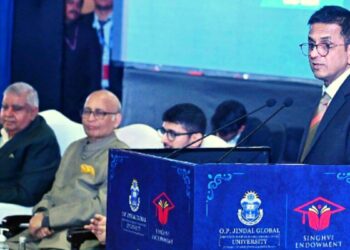 Many murders every year due to love or out-of-caste marriage, CJI DY Chandrachud प्रेम किंवा जातीबाहेर लग्न केल्यामुळे दरवर्षी अनेक हत्या - न्या.चंद्रचूड