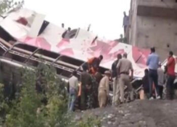 वैष्णोदेवी बस अपघात Fatal accident of bus going to Vaishno Devi Darshan, 10 people died