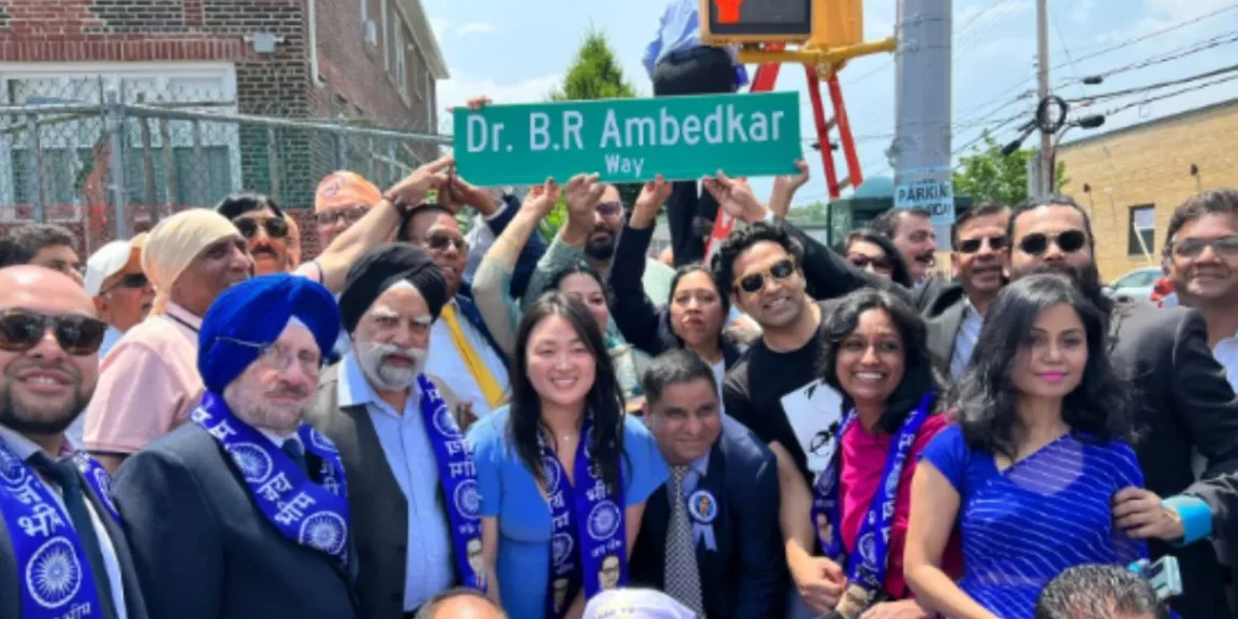 अमेरिकेतील ब्रॉडवे रस्त्याला आंबेडकरांचे नाव Dr. Babasaheb Ambedkar's co-name to Broadway street in New York City, USA