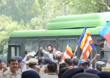 संसद परिसरातील आंबेडकर Ambedkar, Gandhi, Shivaji Statues Removal from Parliament Complex Sparks Outrage Among Ambedkarites