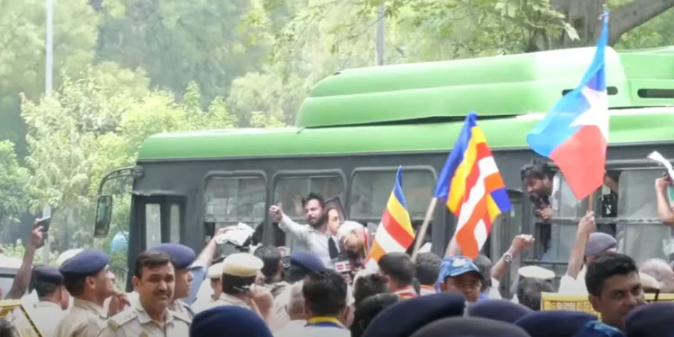 संसद परिसरातील आंबेडकर Ambedkar, Gandhi, Shivaji Statues Removal from Parliament Complex Sparks Outrage Among Ambedkarites