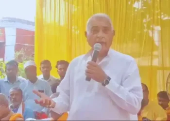 देवेशचंद्र ठाकूर Deveshchandra Thakur's Controversial Statement Refusing Service to Muslim-Yadav Non-Voters