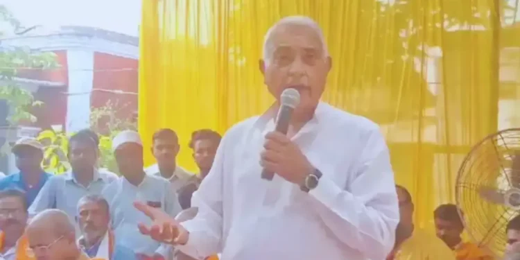 देवेशचंद्र ठाकूर Deveshchandra Thakur's Controversial Statement Refusing Service to Muslim-Yadav Non-Voters