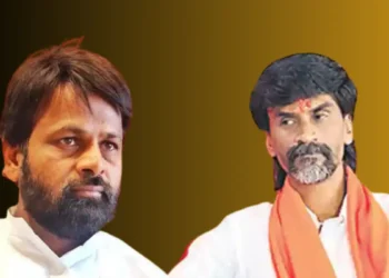 अंतरवाली सराटीला Maratha-OBC conflict Laxman Hake, who was leaving for the Antarwali Sarati, was taken into custody by the police