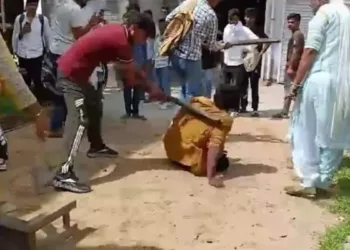 गाय मांसाच्या संशयावरून हत्या Laborer killed in Haryana on suspicion of cow meat, 5 arrested