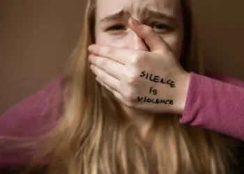 अयोध्या राम मंदिर बलात्कार A BA student who was cleaning the Ram temple in Ayodhya was gang-raped