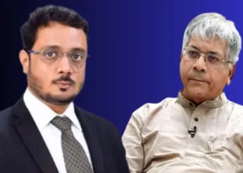 ॲड.आंबेडकरांची अँजिओप्लास्टी ; ॲड.असीम सरोदे यांनी दाखवला अमानवी चेहरा Adv. Ambedkar Undergoes Angioplasty Adv. Asim Sarode Shows Inhumane Attitude