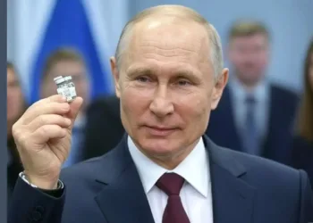 रशियाने तयार कॅन्सरची लस russia-develops-cancer-vaccine-free-distribution-announced